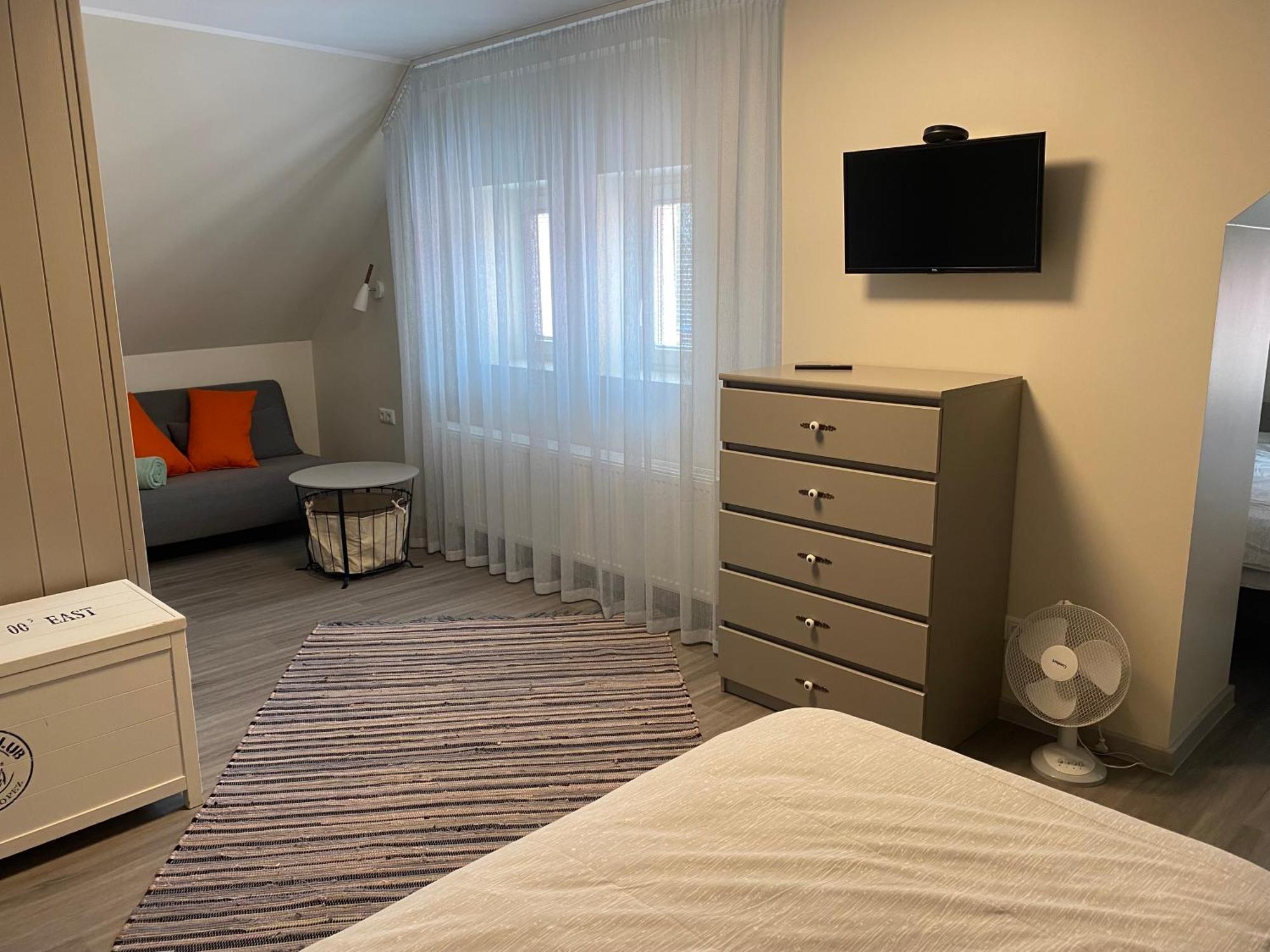 Apartamento Ranna Majutus Pärnu Habitación foto